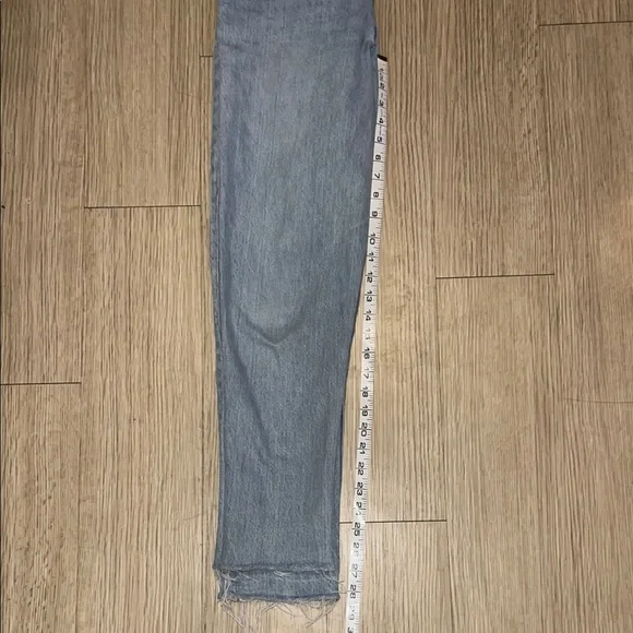 Y2K Guess Vintage Size 29 Classic Blue Denim Jeans - Picture 7 of 10